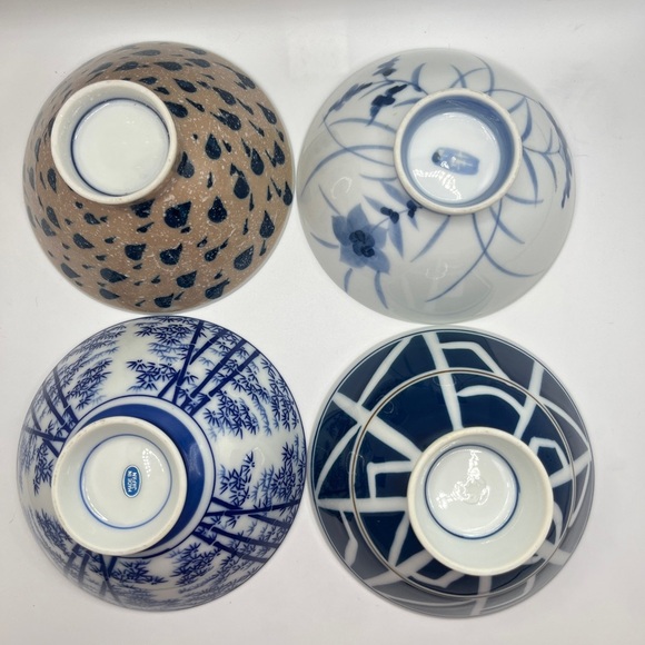 Vintage Japanese Sometsuke Blue/White Footed Porcelain Rice Bowls- Set of 4 - Picture 2 of 11